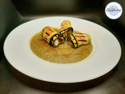 INVOLTINI DI ZUCCHINA CON POLLO