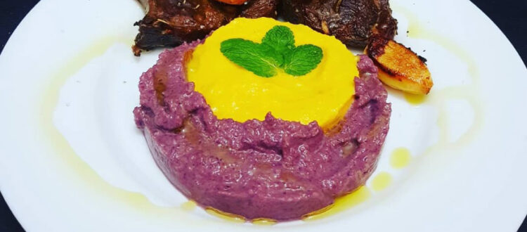 Purè di carote colorato
