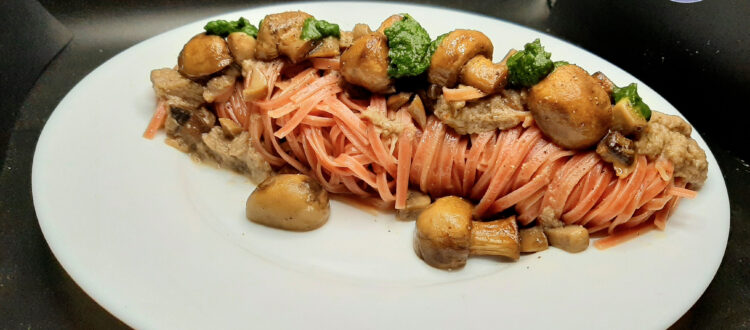 Tagliolini Barolo e funghi, fan sparire i musi lunghi