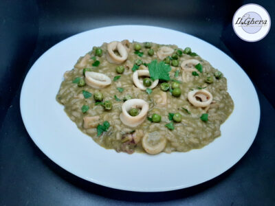 Seppie e piselli, in risotto son più belli
